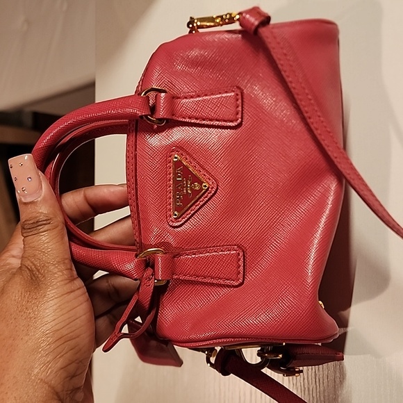 Prada mini crossbody bag MUST GO - Picture 2 of 15